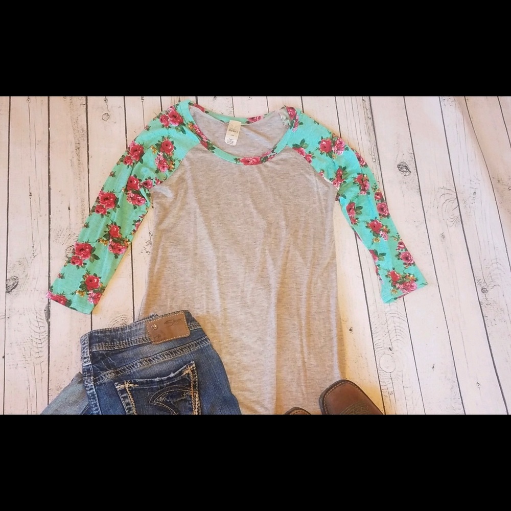 Baseball tee